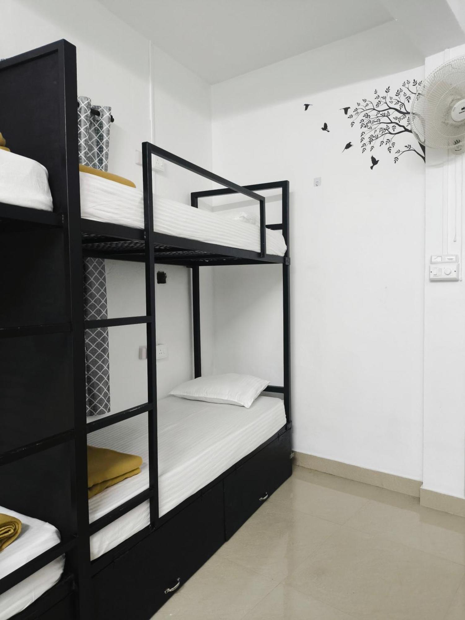 Hostel Stayzo Kochi Zewnętrze zdjęcie