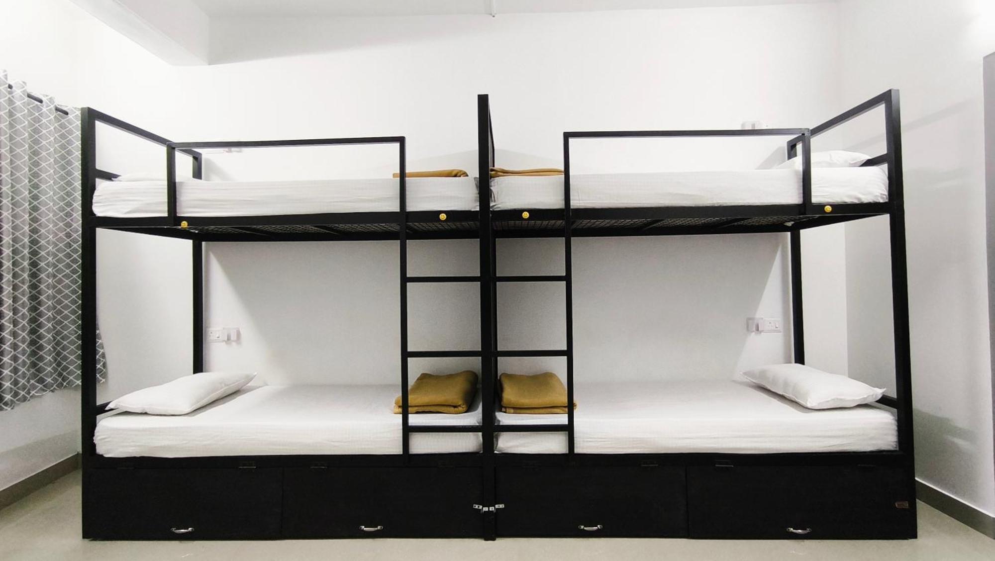 Hostel Stayzo Kochi Zewnętrze zdjęcie